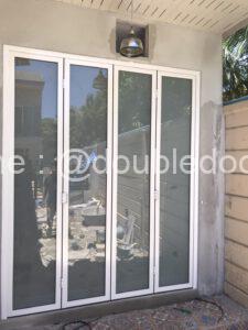 ประตูบานเฟี้ยมสีอบขาว รหัสโครงการ W-1603